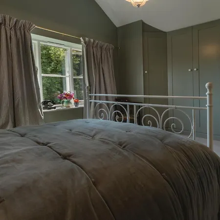 1 Bed In Coniston Lcc37 Holiday home High Nibthwaite